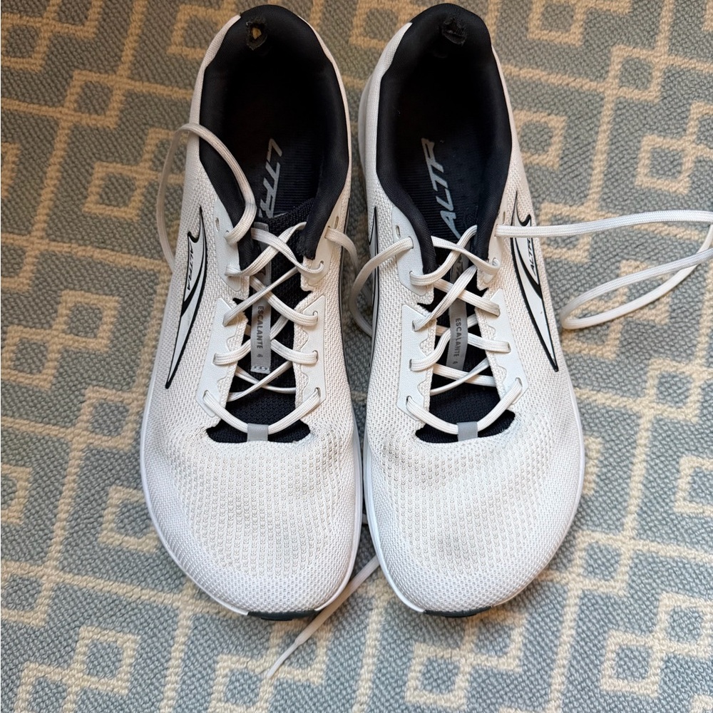 Altra Men's White and Black Road Running Shoes